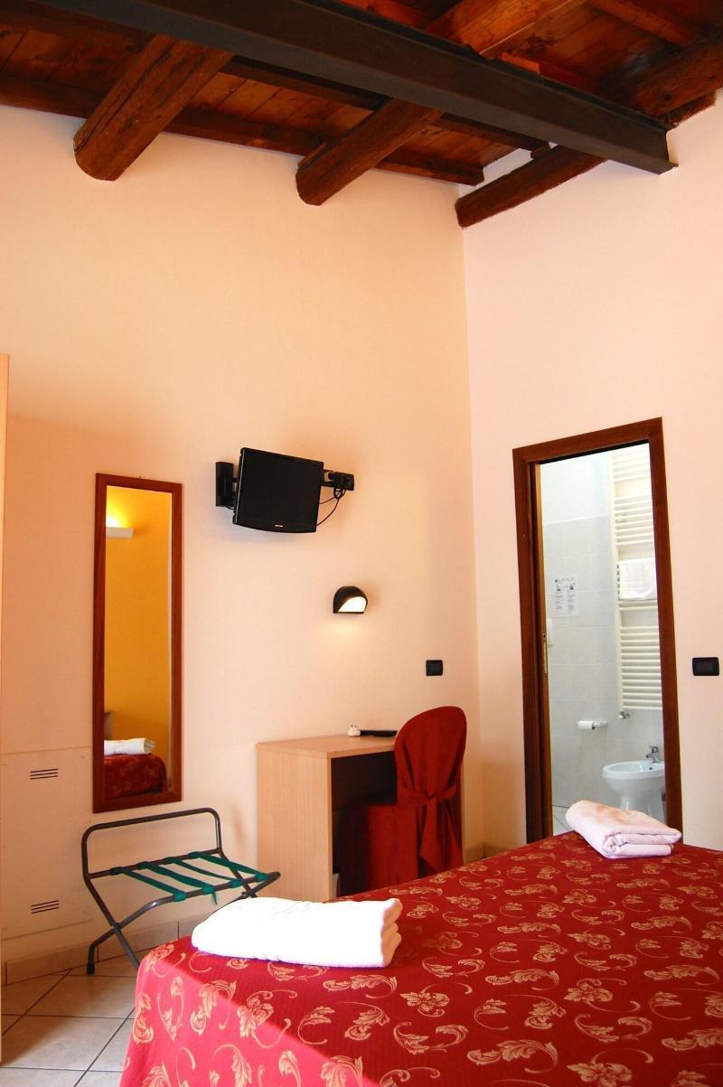 Abbazia Bed & Breakfast Mantova Bagian luar foto