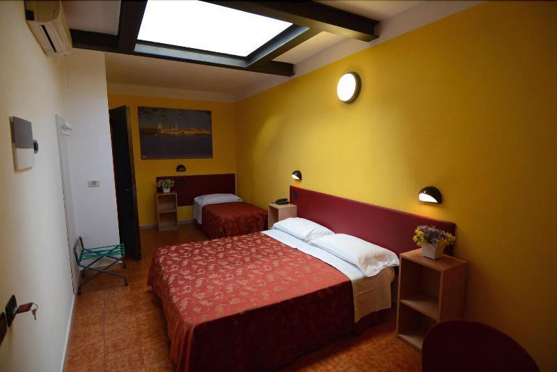 Abbazia Bed & Breakfast Mantova Bagian luar foto