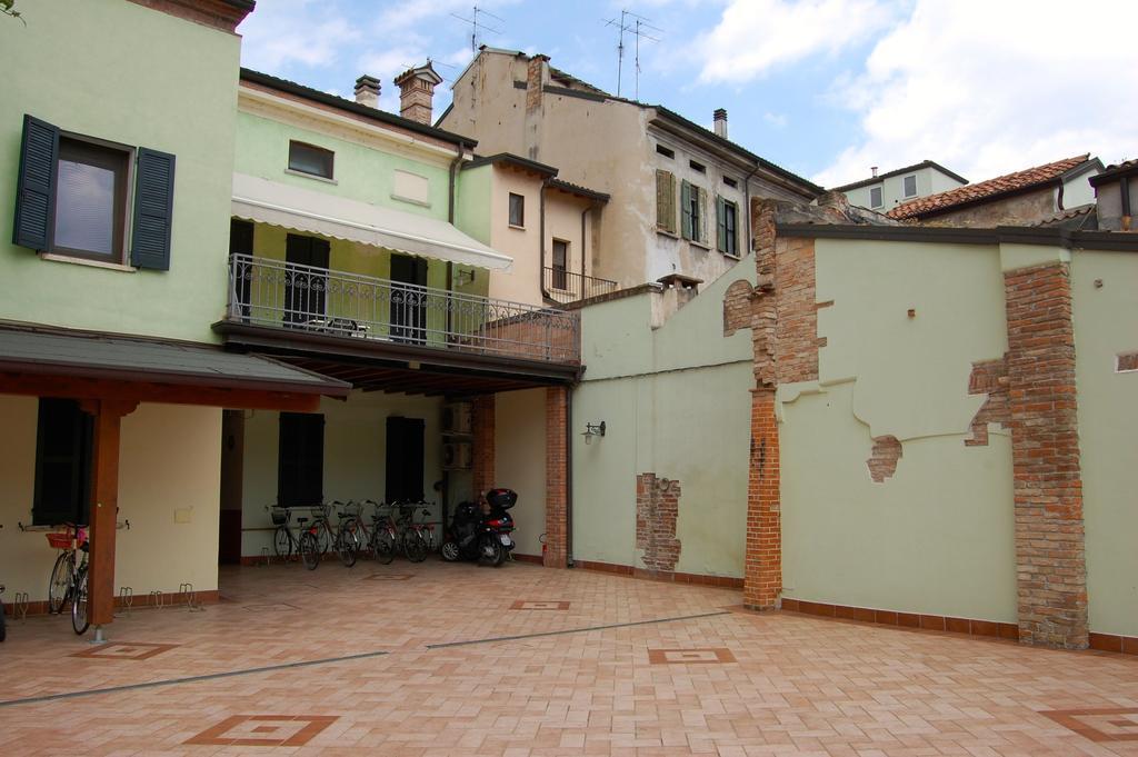 Abbazia Bed & Breakfast Mantova Bagian luar foto