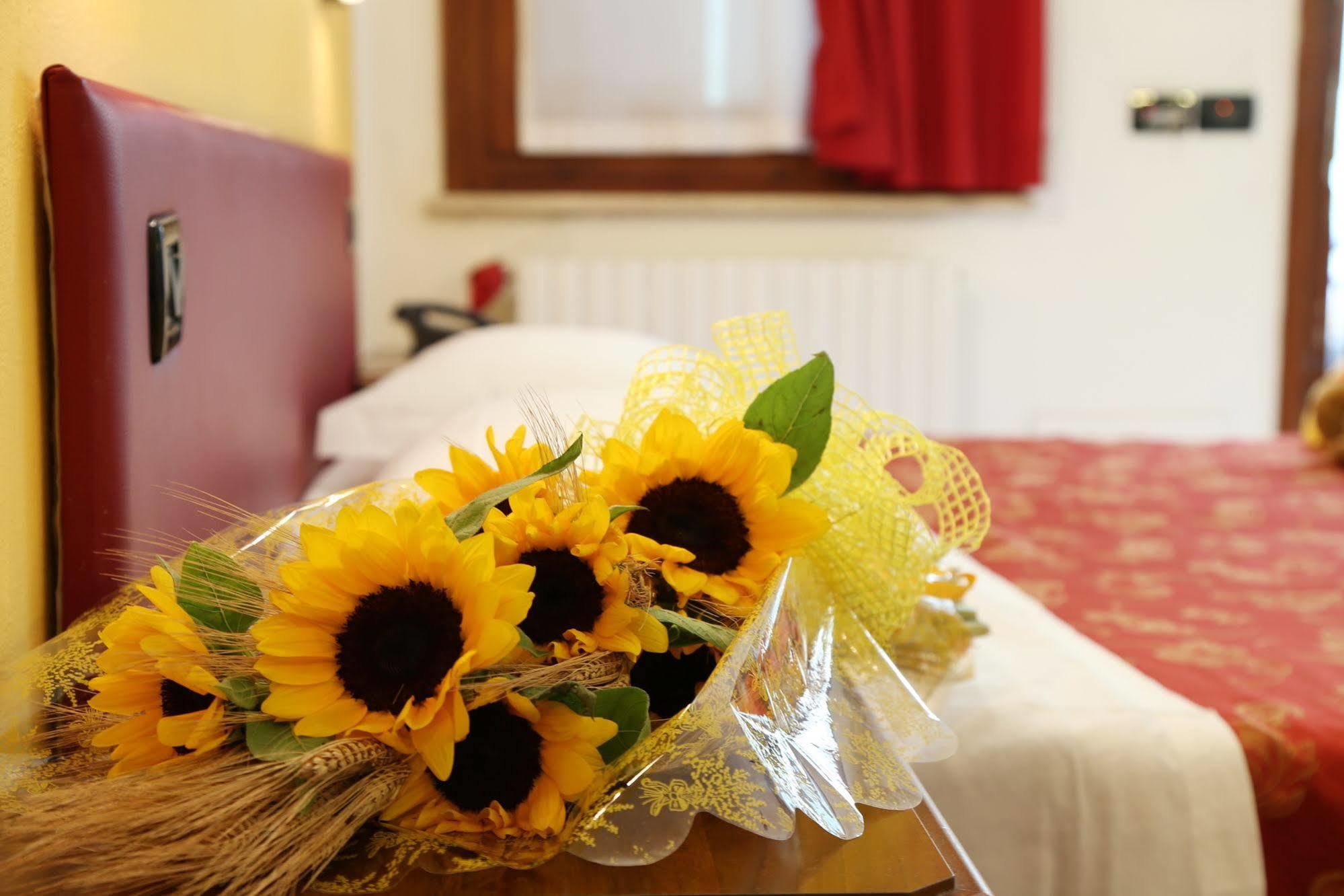 Abbazia Bed & Breakfast Mantova Bagian luar foto